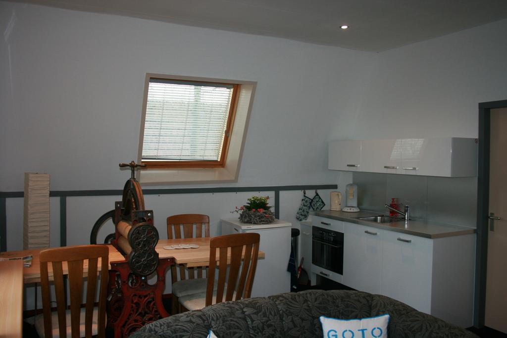 Appartement De Molshoop Landsmeer Rum bild